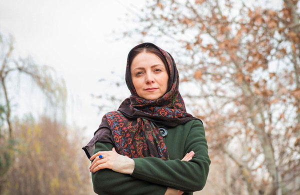 لیلی عاج از اجرای 