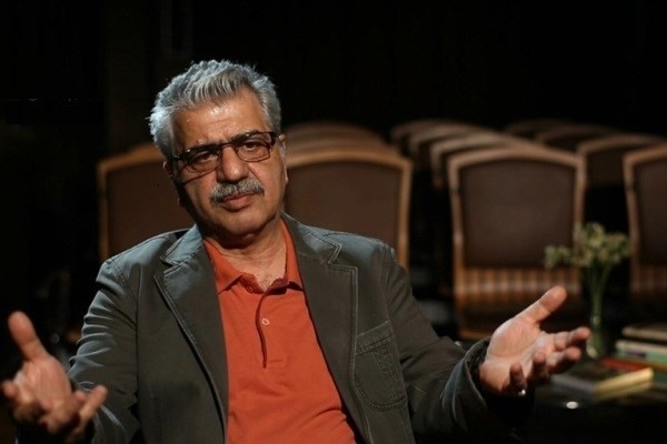 اکران آنلاین لااقل به درد بخشی از سینما می‌خورد/ فیلمسازان منتظر اقبال احتمالی مخاطب به «خروج» هستند