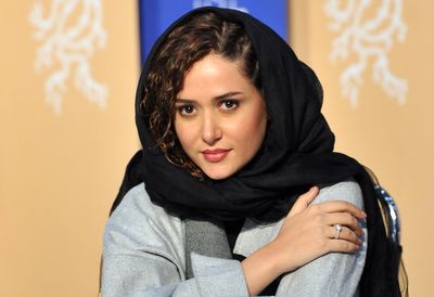 نگاهی به کارنامه بازیگری پریناز ایزدیار / از  نگاهی به کارنامه بازیگری پریناز ایزدیار / از