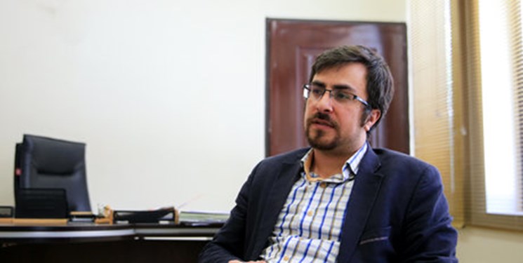 حریری: تغییر تعرفه بلیت تئاتر باید کارشناسی شود