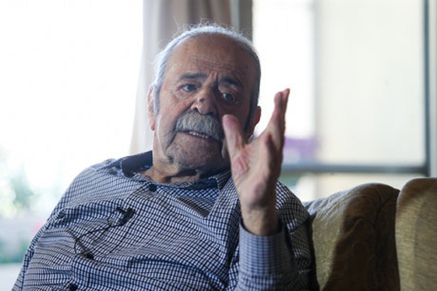 خیزش تئاتر نوین ایران در کار و نام کسانی چون محمد علی کشاورز نمادین شد