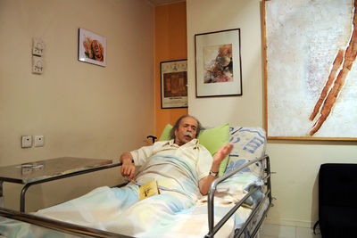 پیام تسلیت مدیریت تماشاخانه سنگلج برای درگذشت محمدعلی کشاورز‎