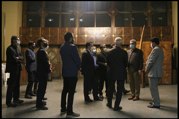 هنرمندان تئاتر در بهسازی محیط تئاتر شهر مشاوره می دهند