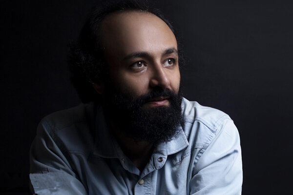 آغاز به کار تماشاخانه‌ای با صحنه قاب عکسی