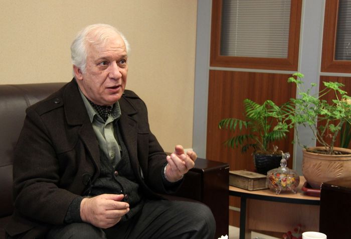 خسرو سینایی: همه‌ چیز هم دست خود آدم نیست