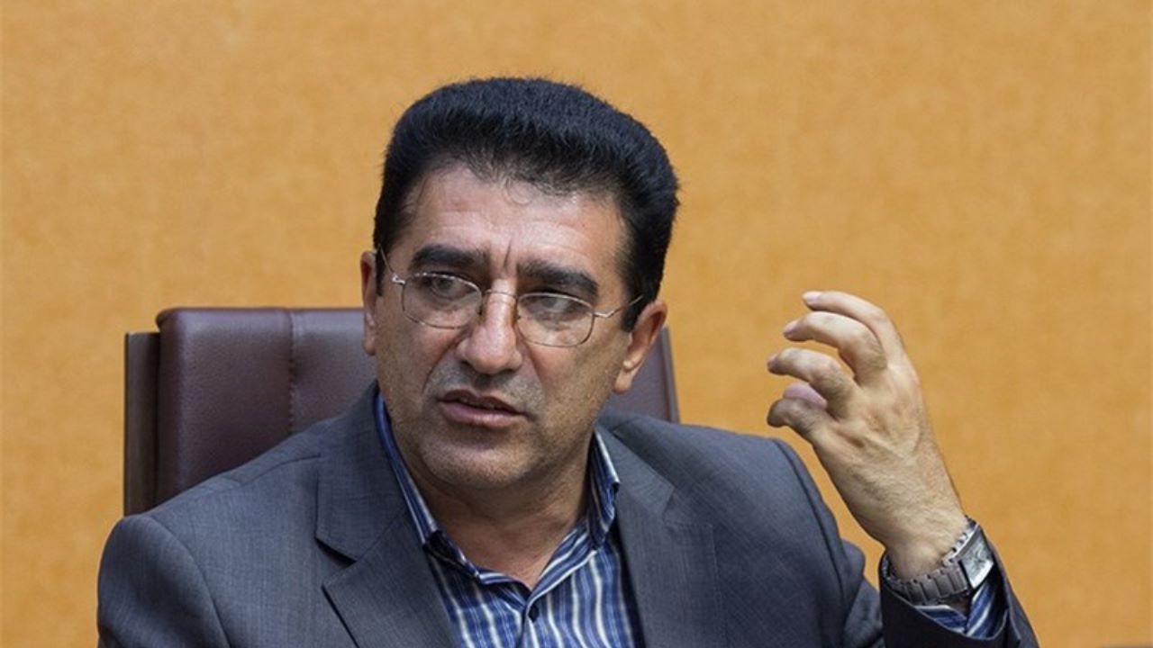 چرا سالن‌های تئاتر تعطیل نمی‌شوند؟ 