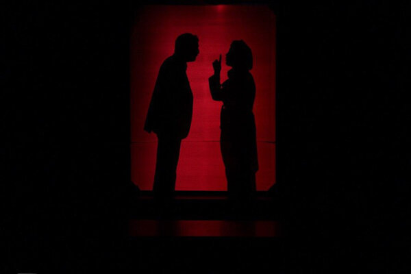 خطر تبدیل شدن سالن‌های تئاتر به انبار