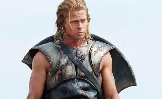 پخش فیلم‌های جنگی و مرور آثار برد پیت 