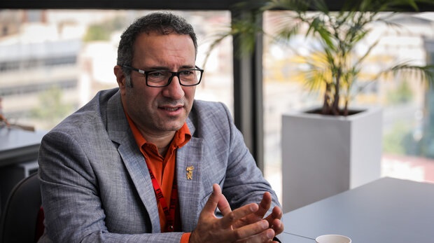 رضا میرکریمی «نگهبان شب» را می‌سازد