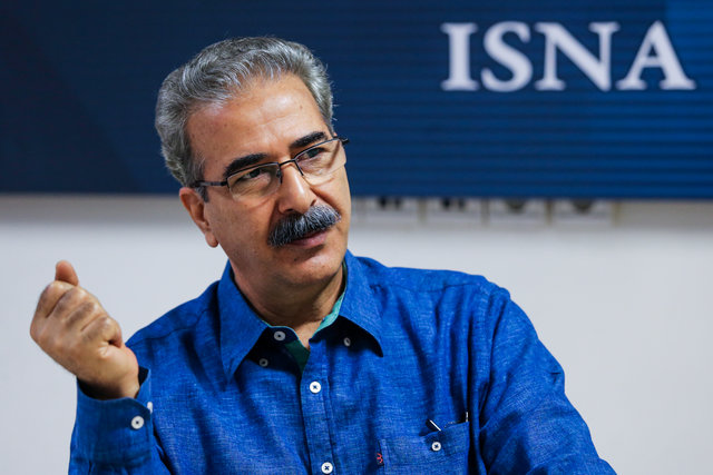 مسعود مهرابی مدیرمسئول ماهنامه «فیلم» درگذشت