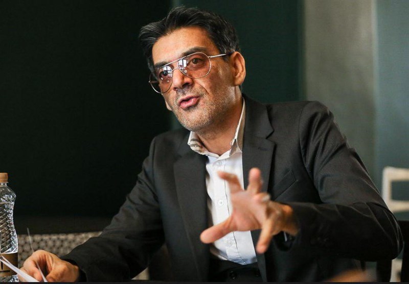 عمال سانسور در تئاتر به بالاترین درجه رسیده/ برای کوچک‌ترین جزء یک اثر باید از هزارتوی شورای نظارت عبور کرد 