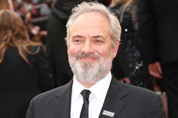 سم مندس، اسپیلبرگ و نتفلیکس به کمک تئاتر بریتانیا می‌روند