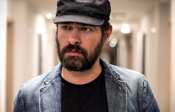 اجرای شهاب حسینی برای پلتفرمهاى اینترنتى اجرای شهاب حسینی برای پلتفرمهاى اینترنتى