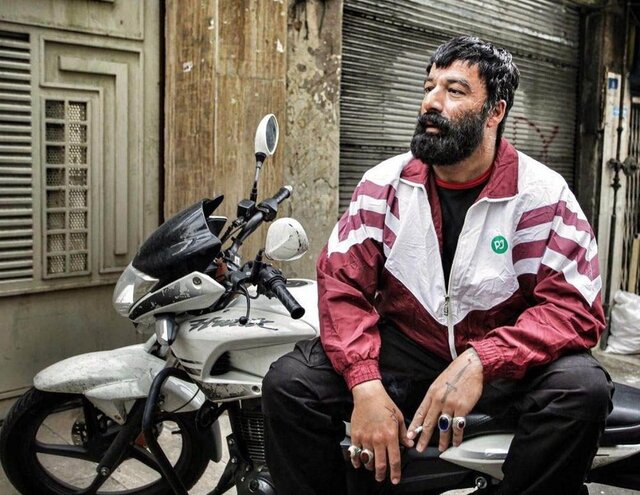 نگاهی به فيلم «شنای پروانه» ساخته محمد كارت/ بستههای فرهنگی شهرداری نگاهی به فيلم «شنای پروانه» ساخته محمد كارت/ بستههای فرهنگی شهرداری