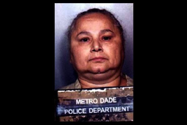 سوفیا ورگارا در نقش ملکه مواد مخدر ظاهر می شود