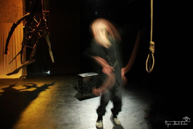 گزارش تصویری- نمایش «سودآوی: چرخ» به کارگردانی امیر ‌پیکاک