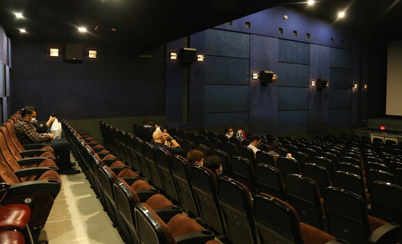 فعالیت سینماها به وضعیت عادی بازگشت/ لغو محدودیت ۵۰ درصدی