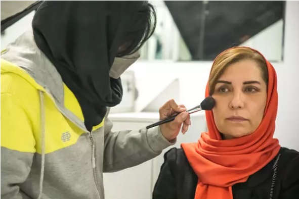 فریبا کوثری مقابل دوربین «کن – پامنار» رفت