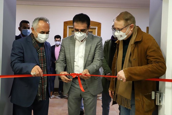 افتتاح نمایشگاه عکس، پوستر و اسنادِ تئاتر فجر 