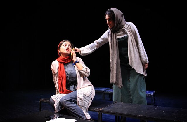  فاطمه معتمدآریا و سجاد افشاریان روی صحنه