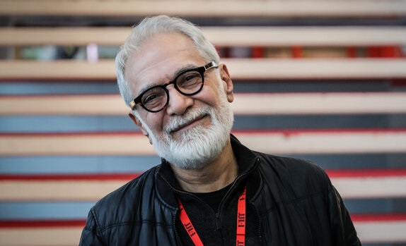 برپایی نمایشگاه آثار محمود کلاری در گالری ایرانشهر