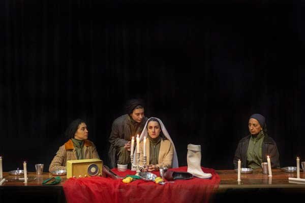 «می خواستم اسب باشم» از ۱۹ دی در عمارت نوفل لوشاتو