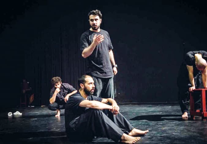 وظیفه وزارت فقط عتاب و خطاب نیست