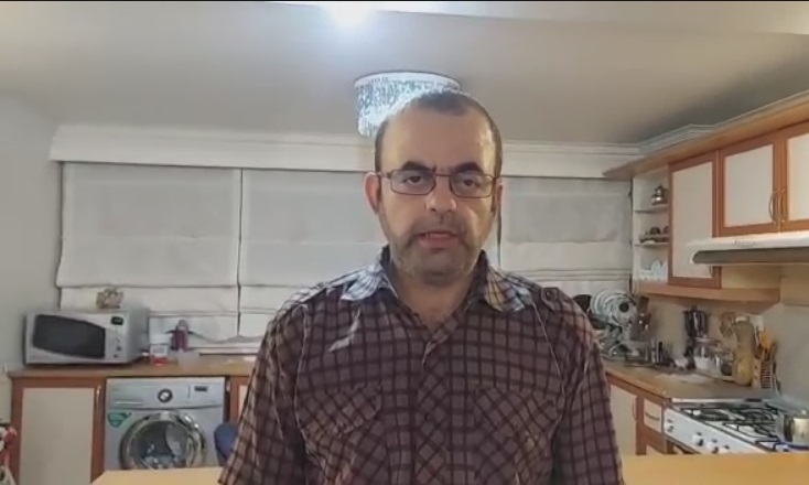 فیلم- خانه تئاتر بسته های تاریخ گذشته را به اعضایش هدیه کرد