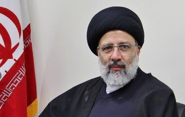 خطای آشکار فردی نباید به جامعه هنری تعمیم داده شود خطای آشکار فردی نباید به جامعه هنری تعمیم داده شود