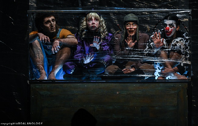 نگاهی به نمایش «ژپتو» به نویسندگی و کارگردانی اوشان محمودی/ انسان به پایان خود می‌رسد