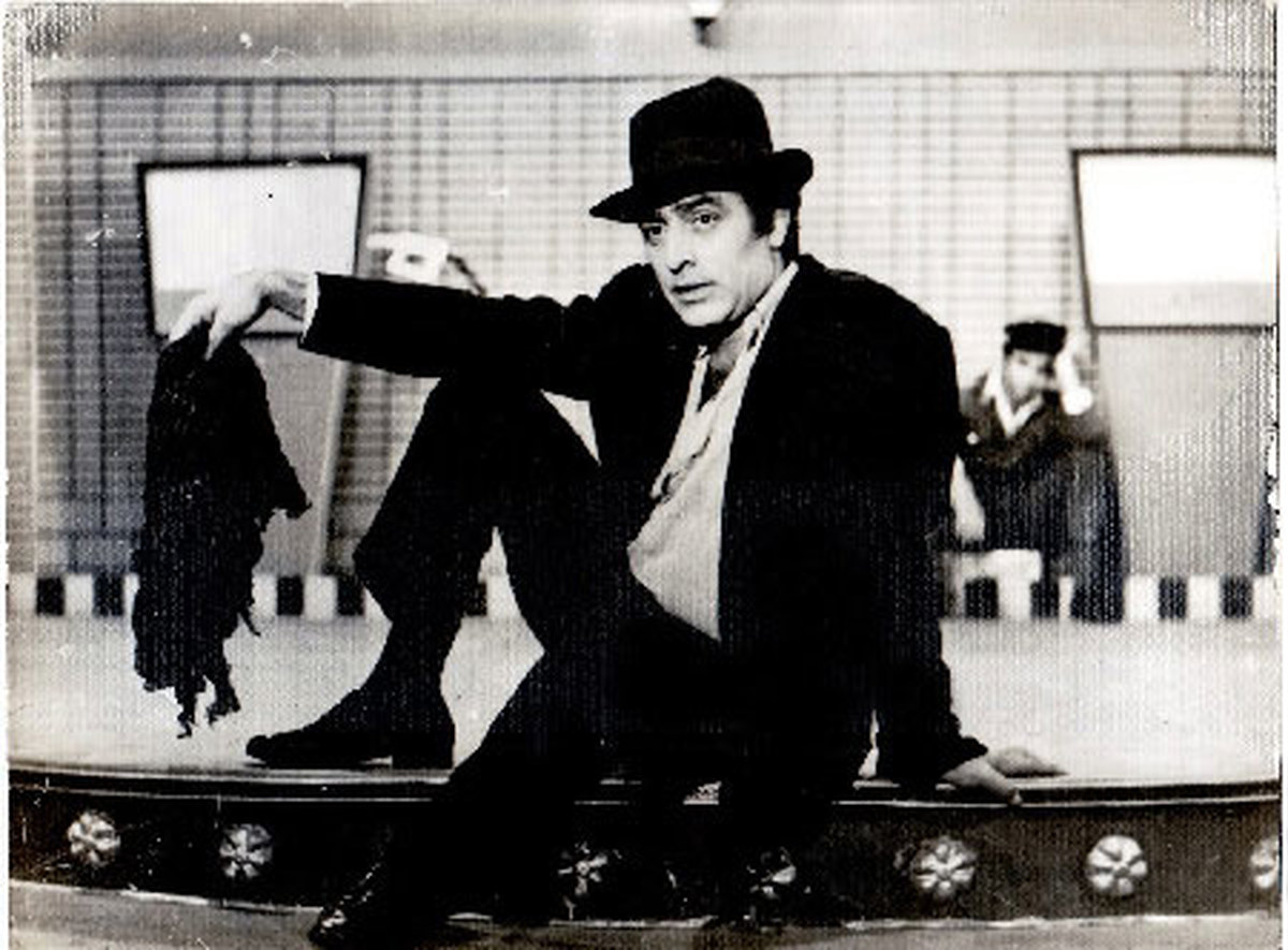 نگاهی به كارنامه فردین/ سینمای عامه‌پسند در میانه شبه‌فیلم و سینمای اندیشه