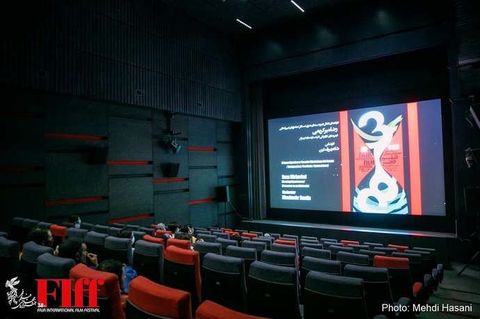 میرکریمی: قصهگویی در سینما مثل احضار ارواح است/ کیمیاگری در فیلمسازی میرکریمی: قصهگویی در سینما مثل احضار ارواح است/ کیمیاگری در فیلمسازی