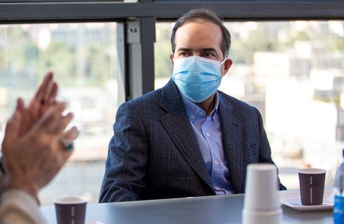 واکنش کنایه‌آمیز انتظامی به «توقیف» «می‌ خواهم زنده بمانم» 