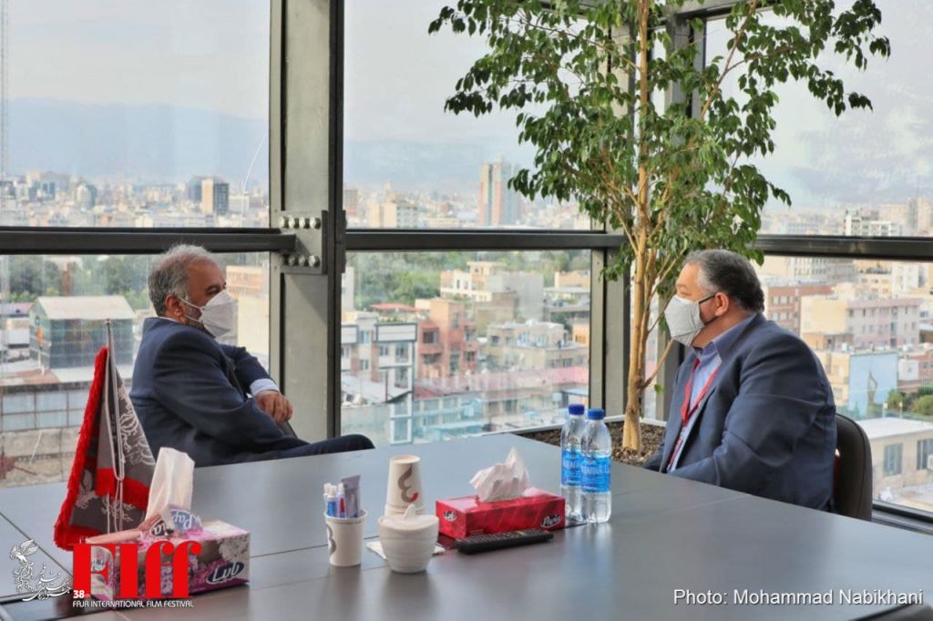 گزارش تصویری - حواشی روز اول سی‌و‌هشتمین جشنواره جهانی فیلم فجر