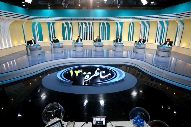 چه کسی بازنده مناظره ها بود؟