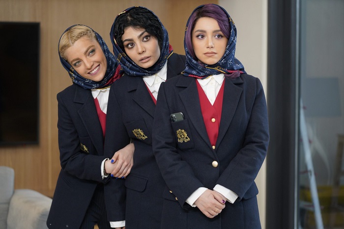 مستانه مهاجر پروانه نمایش اولین فیلمش در مقام کارگردان را گرفت