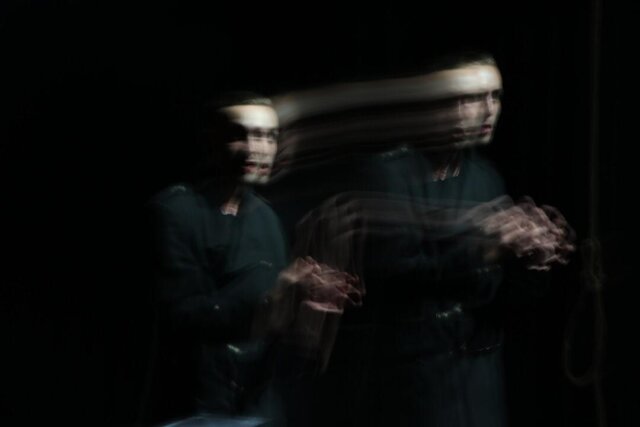  گرگ ها از خانه امیر سالار نمی روند!