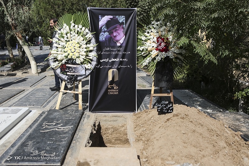 گزارش تصویری- مراسم تشییع و خاکسپاری فتحعلی اویسی 