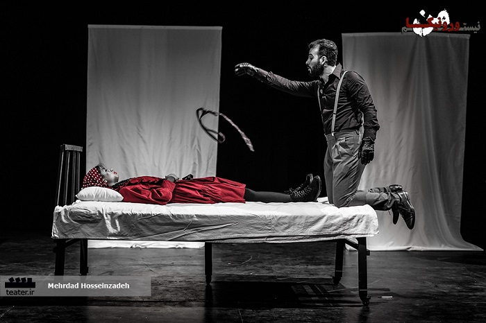 گزارش تصویری- نمایش «من ورونیکا نیستم» به کارگردانی آیسان مشفق و بیتا رحمانی