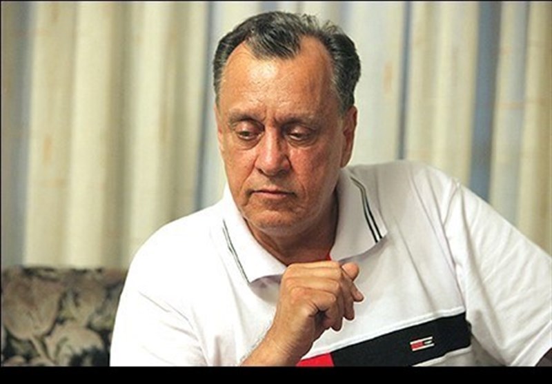 پاسخ تند علی عباسی به بهمن فرمان آرا 