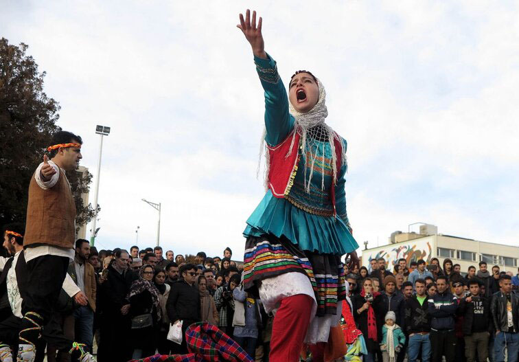 وقتی پول نیست، چرا تعهد ایجاد کنیم؟!