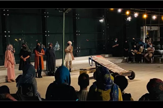 «در انتظار گودو» از داود رشیدی تا امیررضا کوهستانی/ ۵۳ سال گذشت!