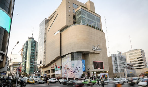 اکران مجدد فیلم‌های خاطره‌ساز دهه ۶۰ و ۷۰