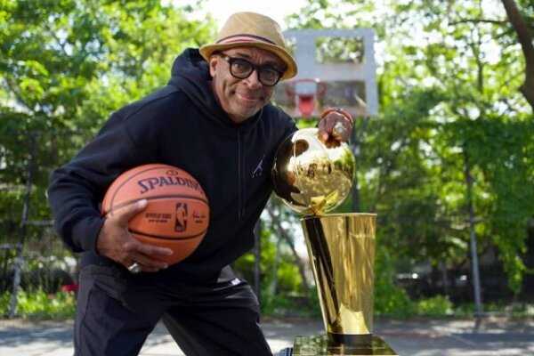 اسپایک لی با ساخت فیلم کوتاه از تیم محبوبش حمایت می‌کند