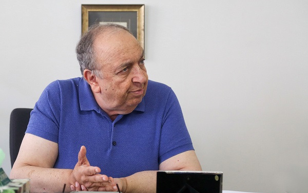 گفتگو با بهمن فرمان آرا درباره فیلم «گزارش»/ از دید یک کارگردان به فیلم نگاه میکردم گفتگو با بهمن فرمان آرا درباره فیلم «گزارش»/ از دید یک کارگردان به فیلم نگاه میکردم