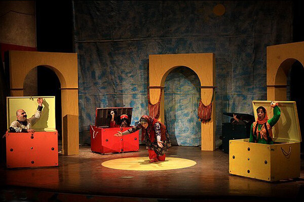 نمایشی که ۳ بچه زندانی را نجات داد