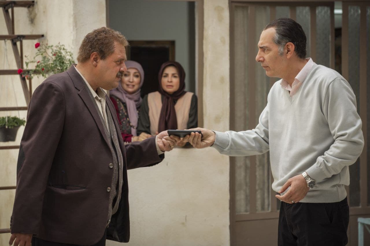 رضا صادقی تیتراژ «دودکش ۲» را می خواند