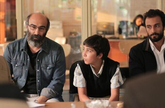  پاسخ وکیل اصغر فرهادی در «ایندی‌وایر»