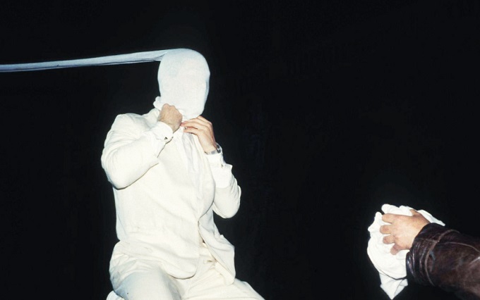 چرا طرح پرسش «اجرا رفتن یا نرفتن؟» مناقشه‌برانگیز شد؟ / نمی‌تونیم راجع بهش حرف بزنیم