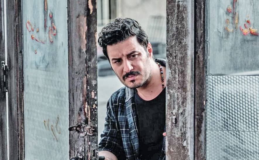 نقدی بر فیلم «دوزیست» به کارگردانی برزو نیک‌نژاد / همزیستی فیلم‌هندی و فیلم ‌فارسی!